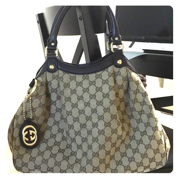 Gucci purse - Picture 1 of 4