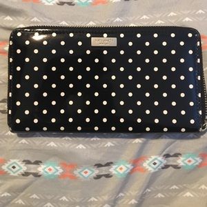 Kate Spade wallet polkadot