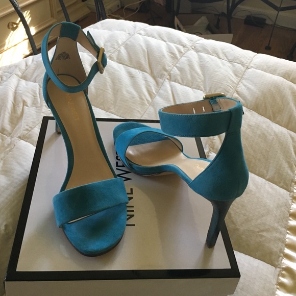 Turquoise suede heels