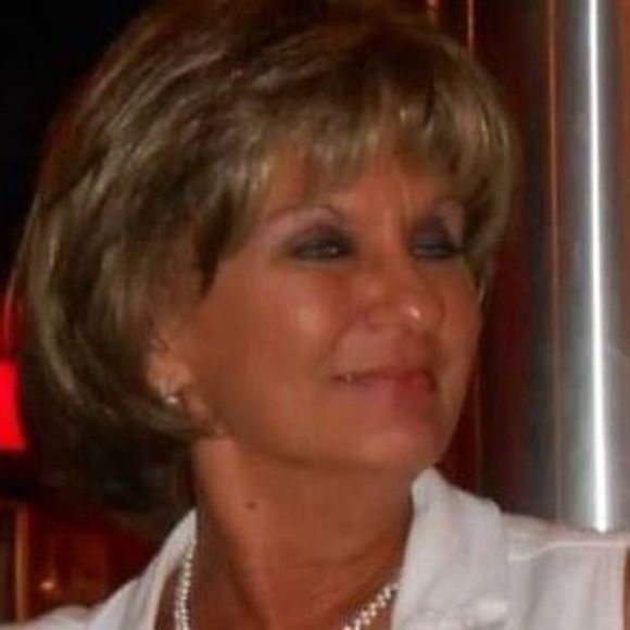 Meet your Posher, Tammie - Picture 1 of 1