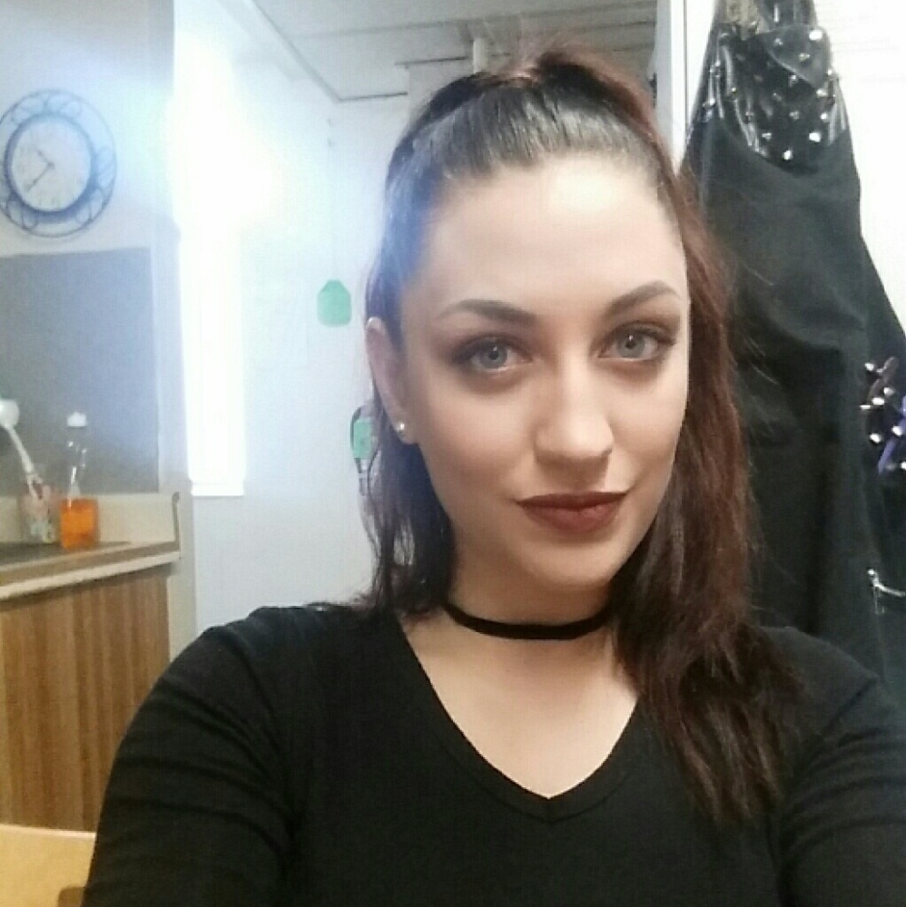 Meet your Posher, Shayla