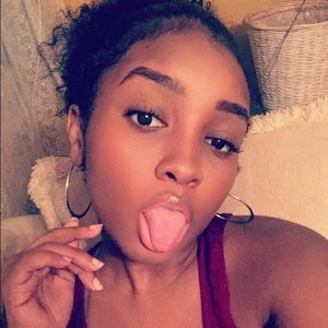 Meet your Posher, Kennedy