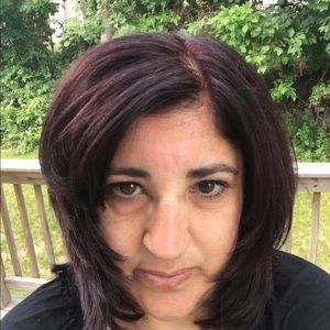 Meet your Posher, Paula