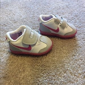SOLD!!!!!!! Baby girl Nike shoes 2C