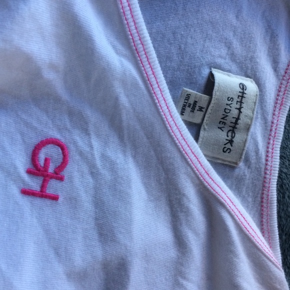 Gilly Hicks Off-Shoulder Lounge Top - Picture 4 of 4