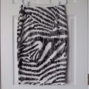 Patterned Pencil Skirt