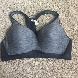 🎉FINAL🎉 Under Armour Compression sports bra