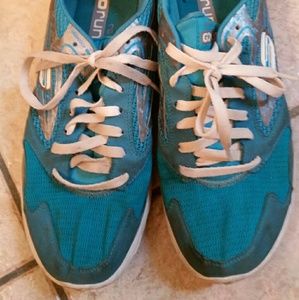 Sketchers go run running shoes