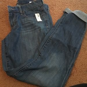 NWT OLD NAVY DIVA SKINNY JEANS. SZ 8 long