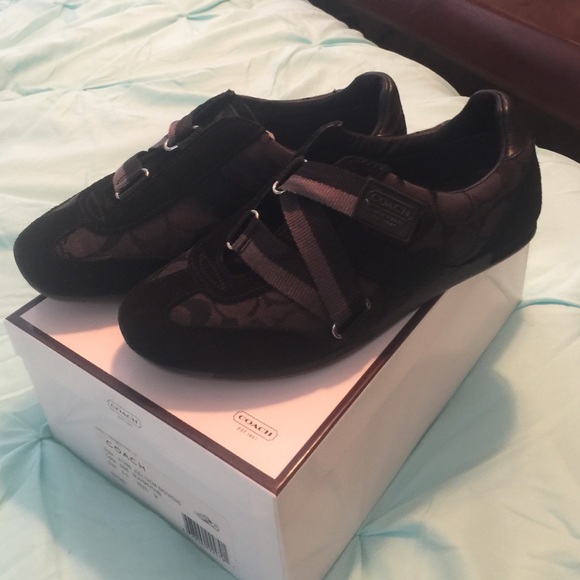 Black/grey coach shoes