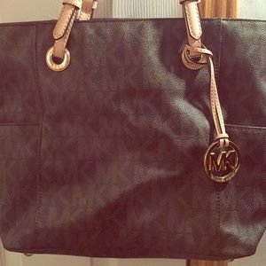 Authentic Michael Kors purse
