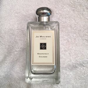 Meet your Posher, Suzanne