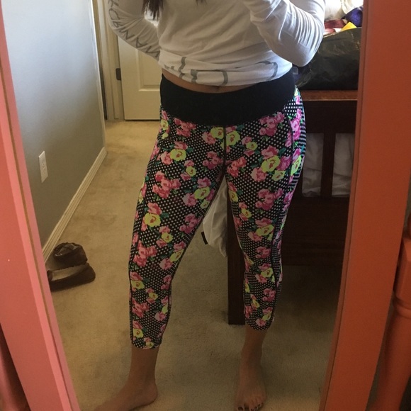 betsey johnson workout pants