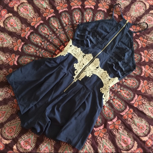 Lace Caged Racerback Romper - Picture 6 of 8