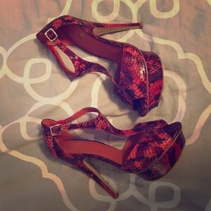 Victoria's Secret Colin Stuart Platform Heels