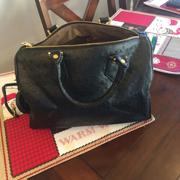 Purse - Picture 3 of 4