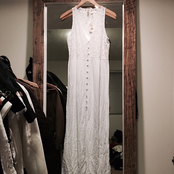 forever 21 white flowy dress NWT Lace Adorned Maxi refined
