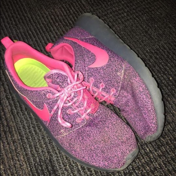 Nike Roshes