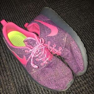 Nike Roshes