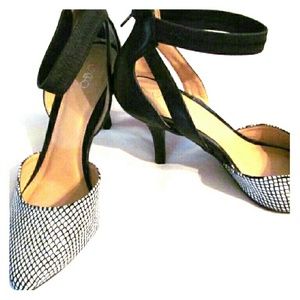 Women's Cato Heels Size 7-1/2