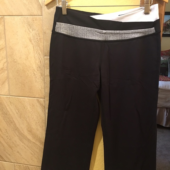 Lululemon Groove Pant - Picture 1 of 2