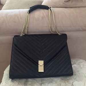 Trendy Quilted Bag 🚫❌TRADED❌🚫