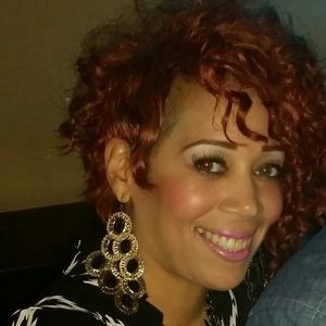 Meet your Posher, Caira