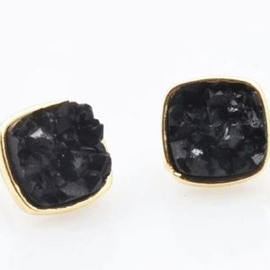 Melted Lava Studs