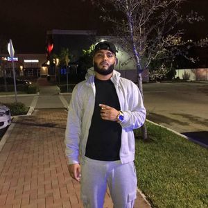 Meet your Posher, Akeem