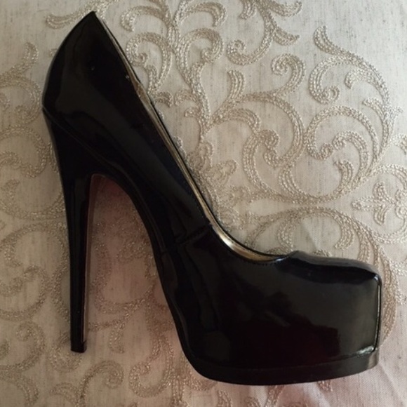 Steve Madden Shoes - 💥 Black Patent Leather Stiletto Platform Heels