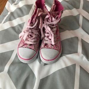Toddler shoes