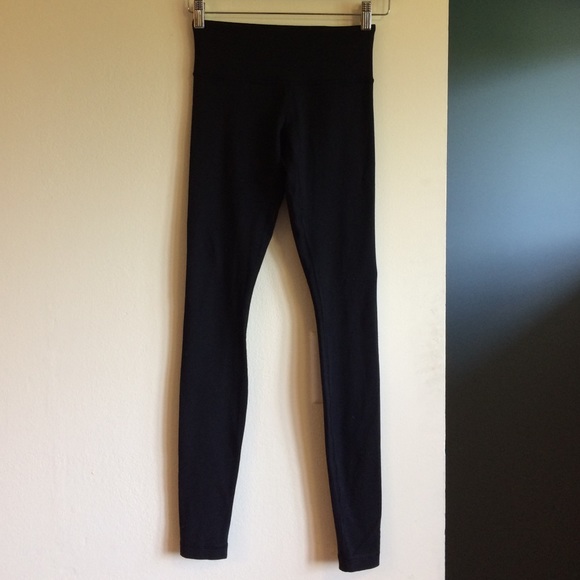 🌟Closing Dec 12th🌟Lululemon Wunder Under Early