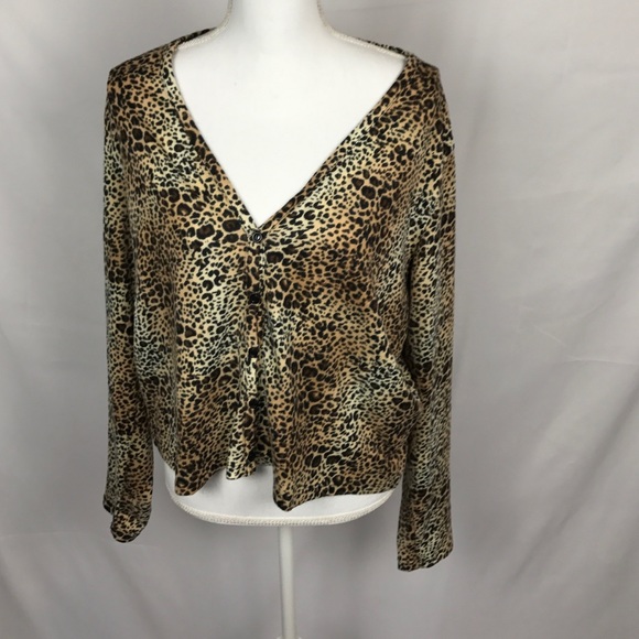 Cheeta Print Shrug Like Top - Picture 1 of 1