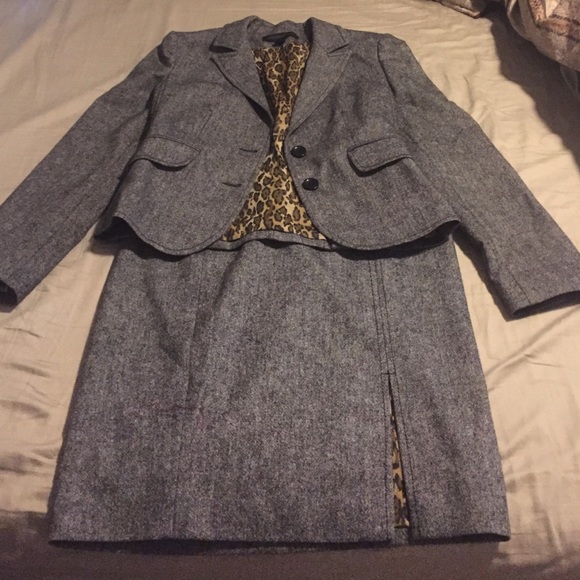 Express skirt/blazer grey