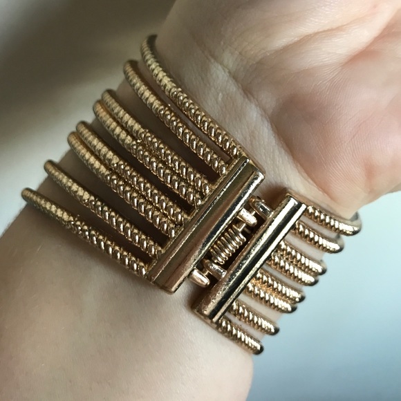 Bracelet - Picture 3 of 3