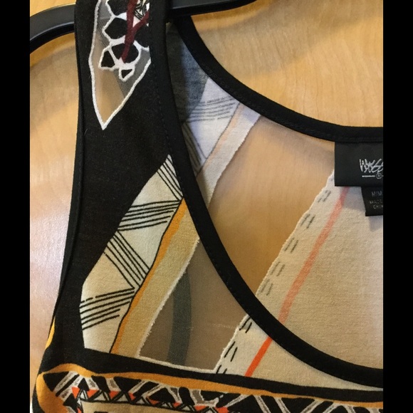 Solid/Sheer tank - Picture 2 of 4