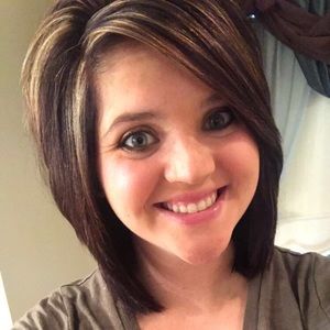 Meet your Posher, Lindsey