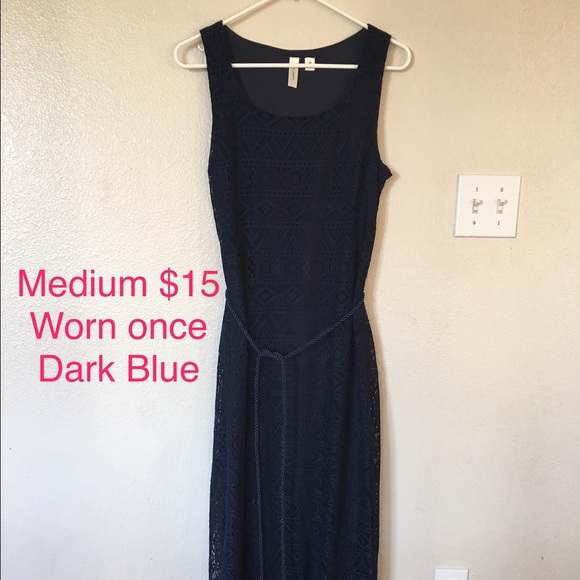 Dresses - Picture 2 of 2