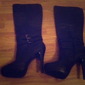 Nice black leather aldo boots