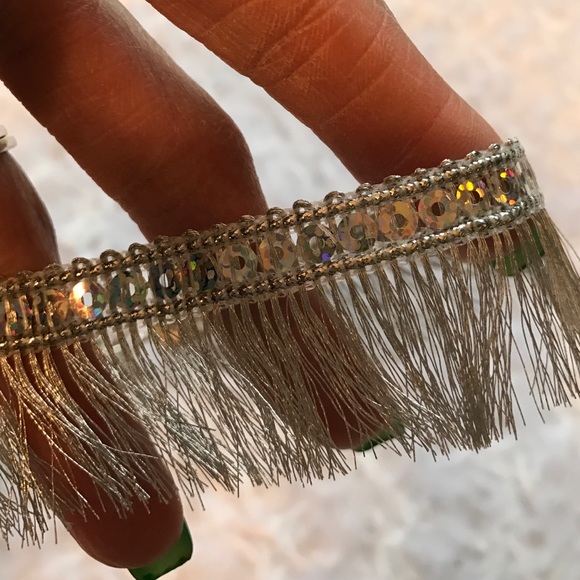 SILVER SEQUIN FRINGE CHOKER - Picture 4 of 5