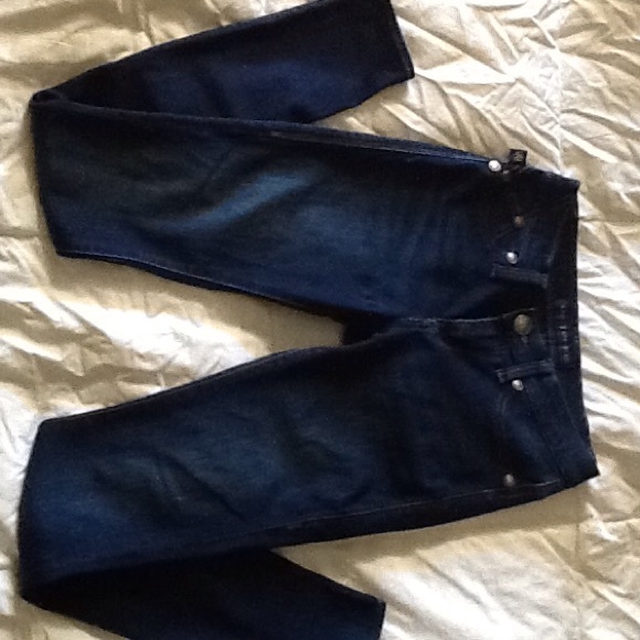 ✨Rock and Republic Dark Wash Skinny Jeans✨