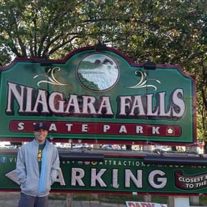 Meet your Posher, Manuel