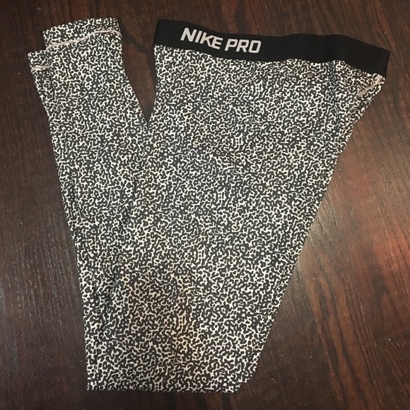 Nike pro full length leggings