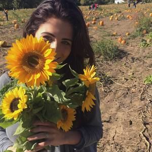 Meet your Posher, Haley