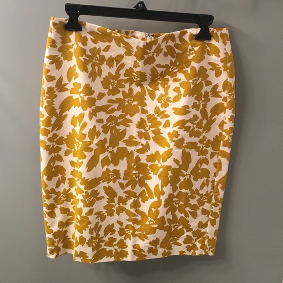 LOFT floral print pencil skirt