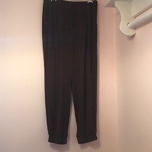 Lightly Worm Maroon joggers