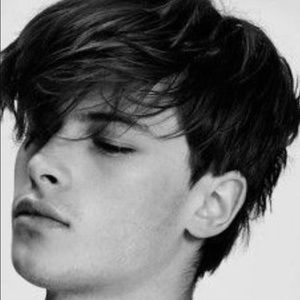 Meet your Posher, Mitchell