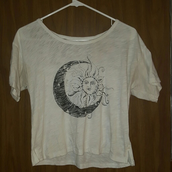 Aeropostale cute backed crop top.