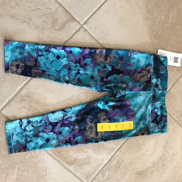 Active life by reflex reversible Capri pants - Picture 3 of 4