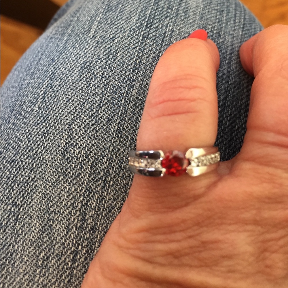 Ring - Picture 4 of 4